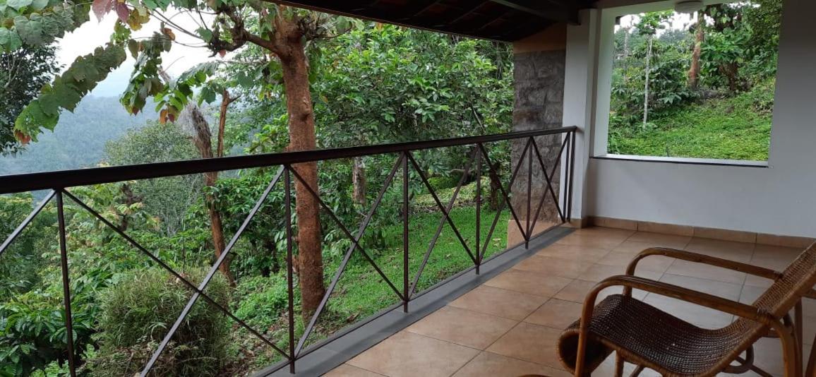 After The Rains - Rainforest Lodge Meppādi Kültér fotó